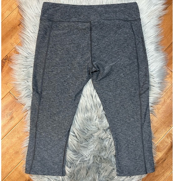 THE NORTH FACE MOTIVATION CROP LEGGINGS WOMEN'S Size Large - Picture 3 of 5